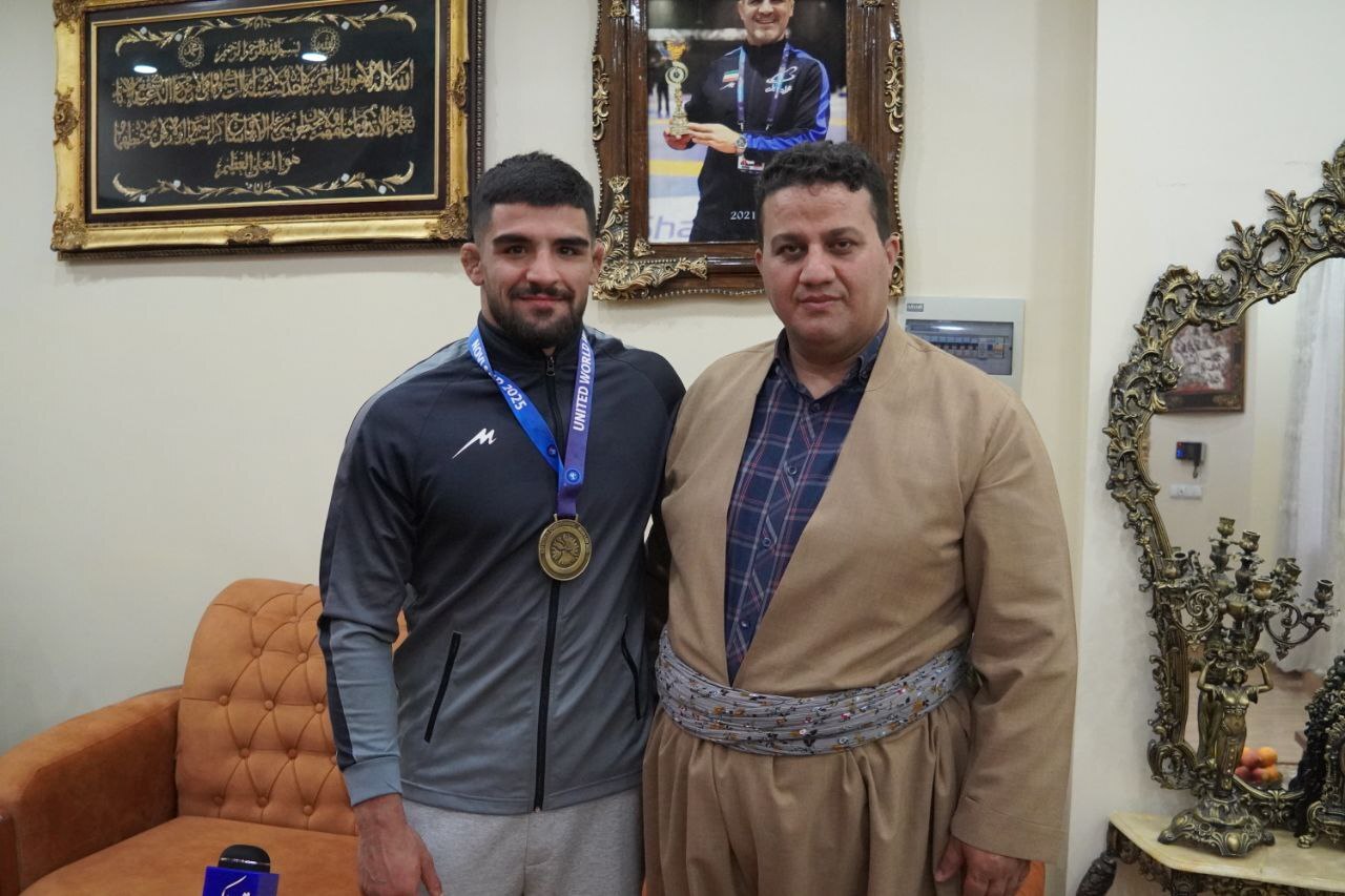 مدال جهانی نتیجه سالها صبر، اشک و تلاش بود/ بزرگترین دغدغه من موضوع استخدامی و اشتغال است مدال جهانی نتیجه سالها صبر، اشک و تلاش بود/ بزرگترین دغدغه من موضوع استخدامی و اشتغال است