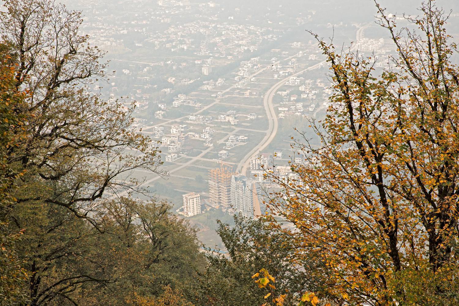 طبیعت پائیزی جنگل دالخانی و نمک آبرود مازندران