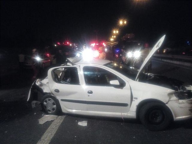 اخطار اورژانس: فارس؛ صدرنشین تلخ تصادفات عصرگاهی/ ورود دادگستری با «طرح ۱۱ مادهای مقابله با الکل» اخطار اورژانس: فارس؛ صدرنشین تلخ تصادفات عصرگاهی/ ورود دادگستری با «طرح ۱۱ مادهای مقابله با الکل»