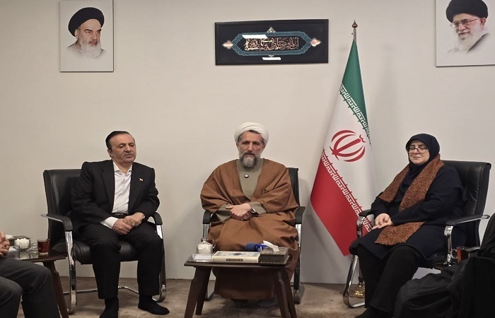 وحدت مسئولان شرط استفاده از ظرفیتهای بالای استان قزوین است وحدت مسئولان شرط استفاده از ظرفیتهای بالای استان قزوین است