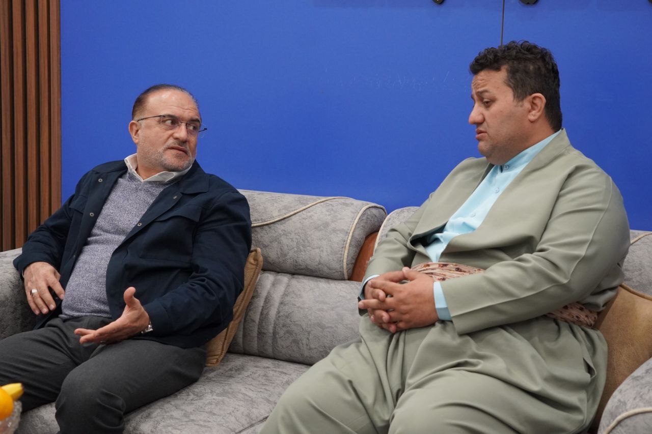 سفرهای بدون پشتوانه بودجهای وزرا به کردستان، هزینهزا و کمفایده است + فیلم سفرهای بدون پشتوانه بودجهای وزرا به کردستان، هزینهزا و کمفایده است + فیلم