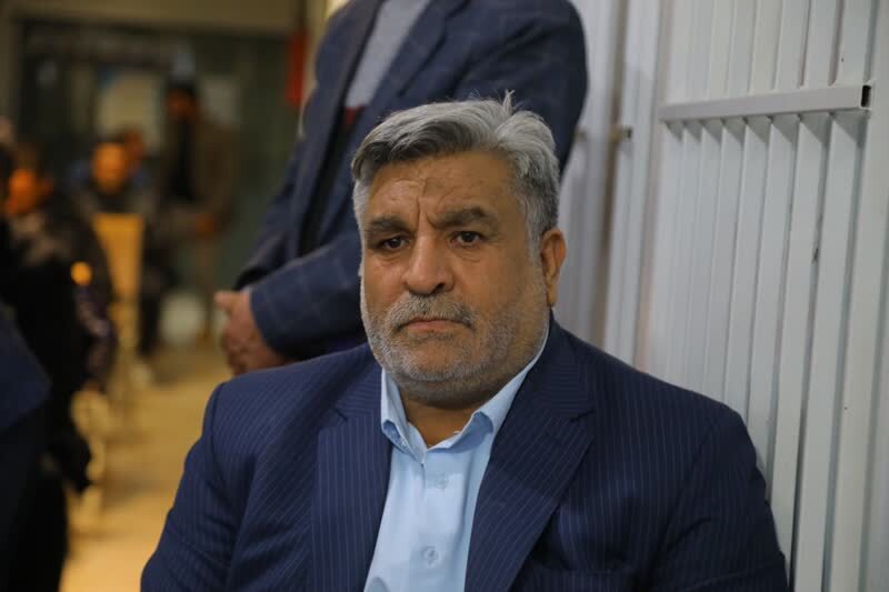 کارگر ساختمانی؛ بیحقوق در سرما، بیپناه در گرما! کارگر ساختمانی؛ بیحقوق در سرما، بیپناه در گرما!