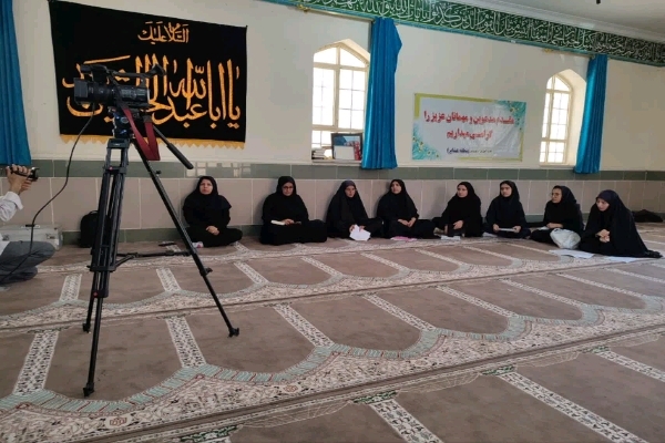 ۲۲ هزار دانشآموز کهگیلویه و بویراحمدی در مسابقات قرآن، عترت و نماز رقابت کردند ۲۲ هزار دانشآموز کهگیلویه و بویراحمدی در مسابقات قرآن، عترت و نماز رقابت کردند