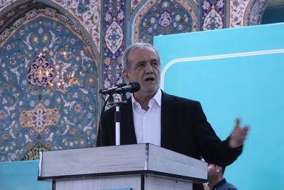 دیدار مردمی رییس جمهور با مردم ایلام